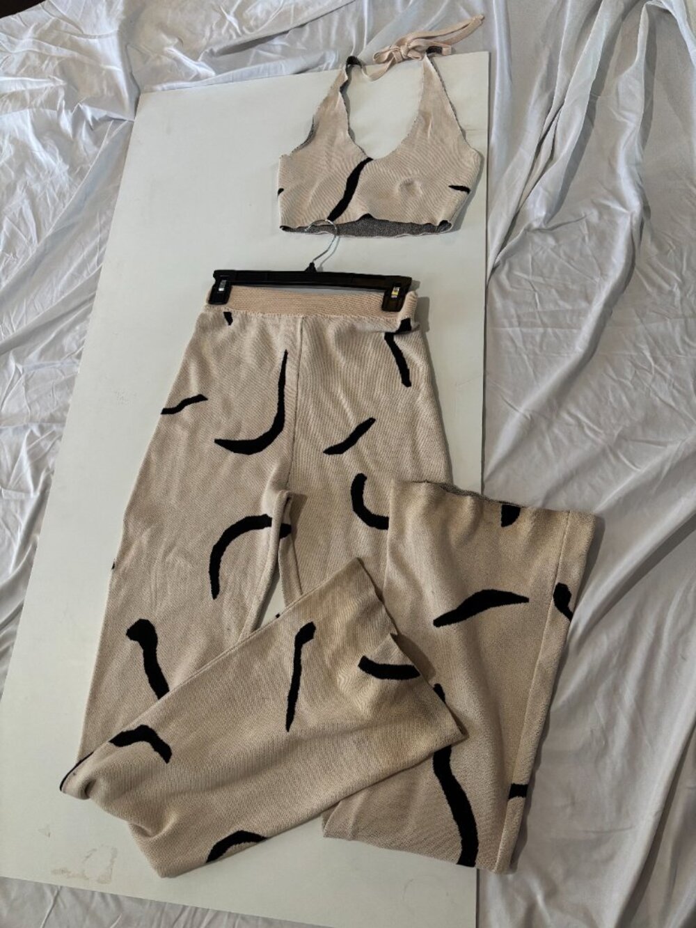 White Fox Beige & Black Knit Two-Piece Set • Size Small - Picture 2 of 11